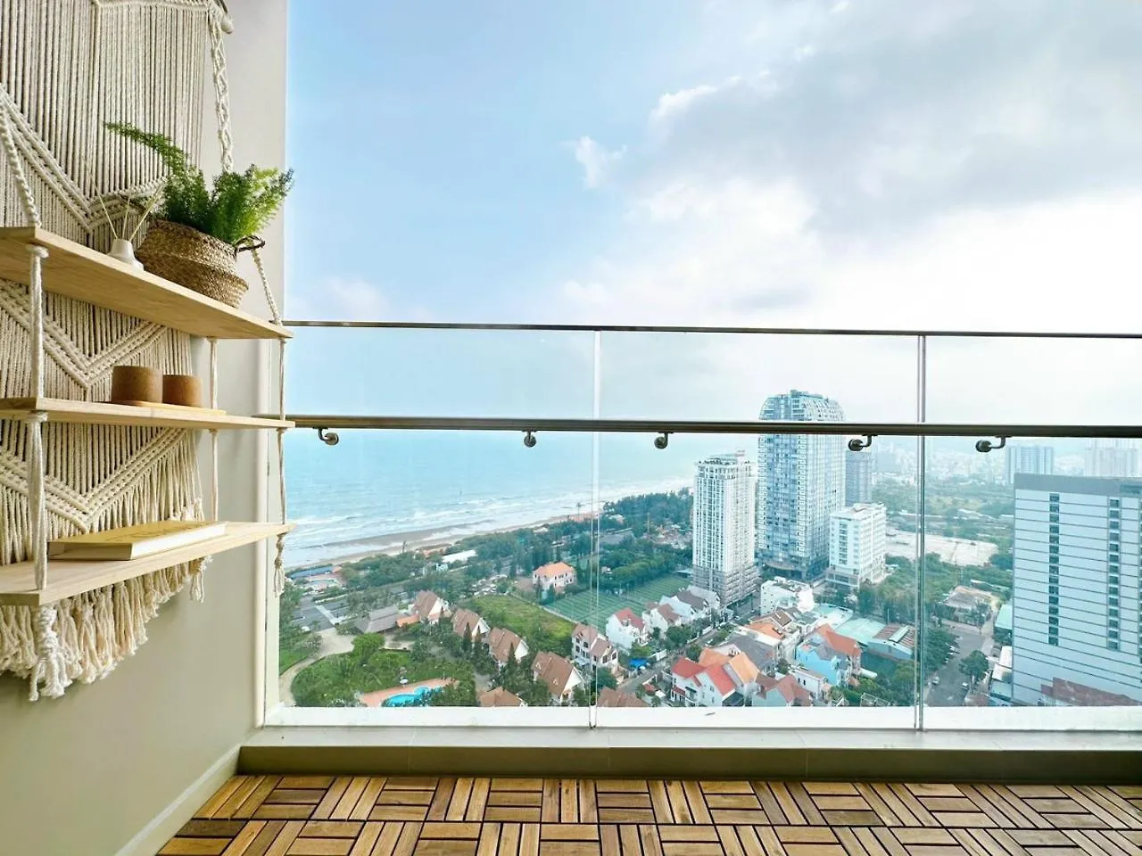 The Song Apartment Vung Tau - Free Pool Vietnam